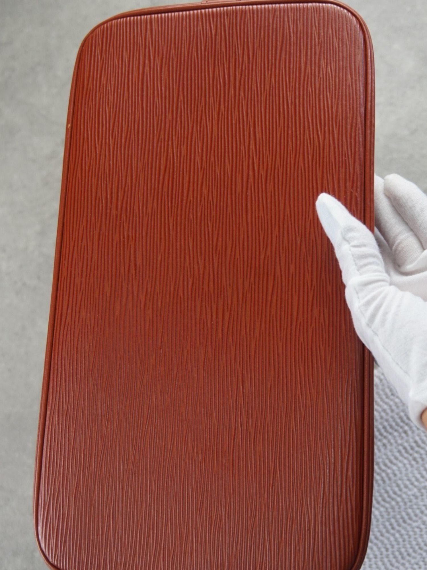 Louis Vuitton Alma Épi PM