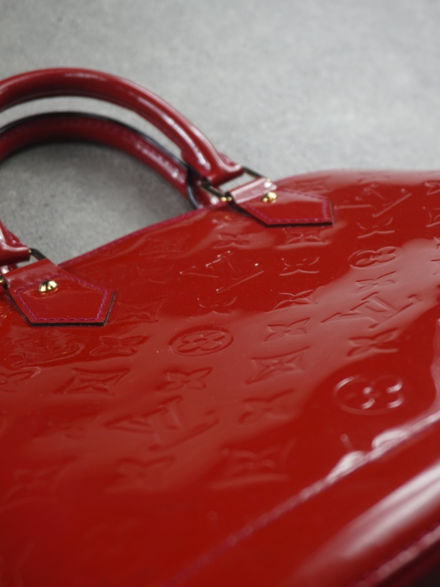 Louis Vuitton Alma Vernis PM