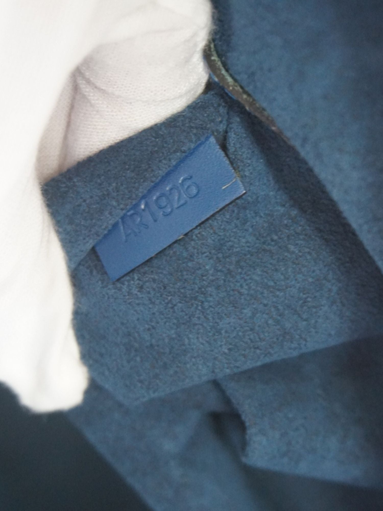 Louis Vuitton Alma Épi PM