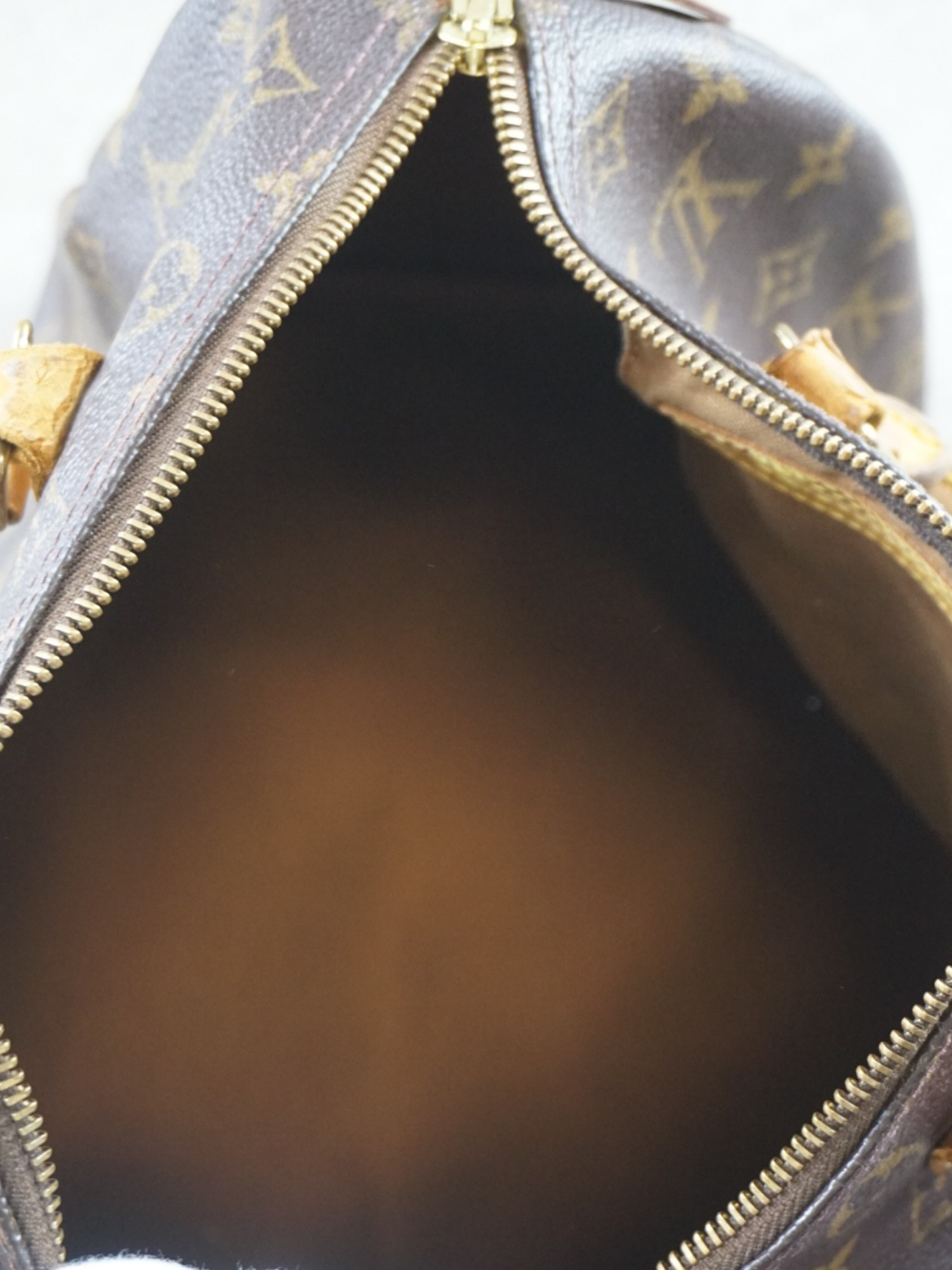 Louis Vuitton Speedy 30