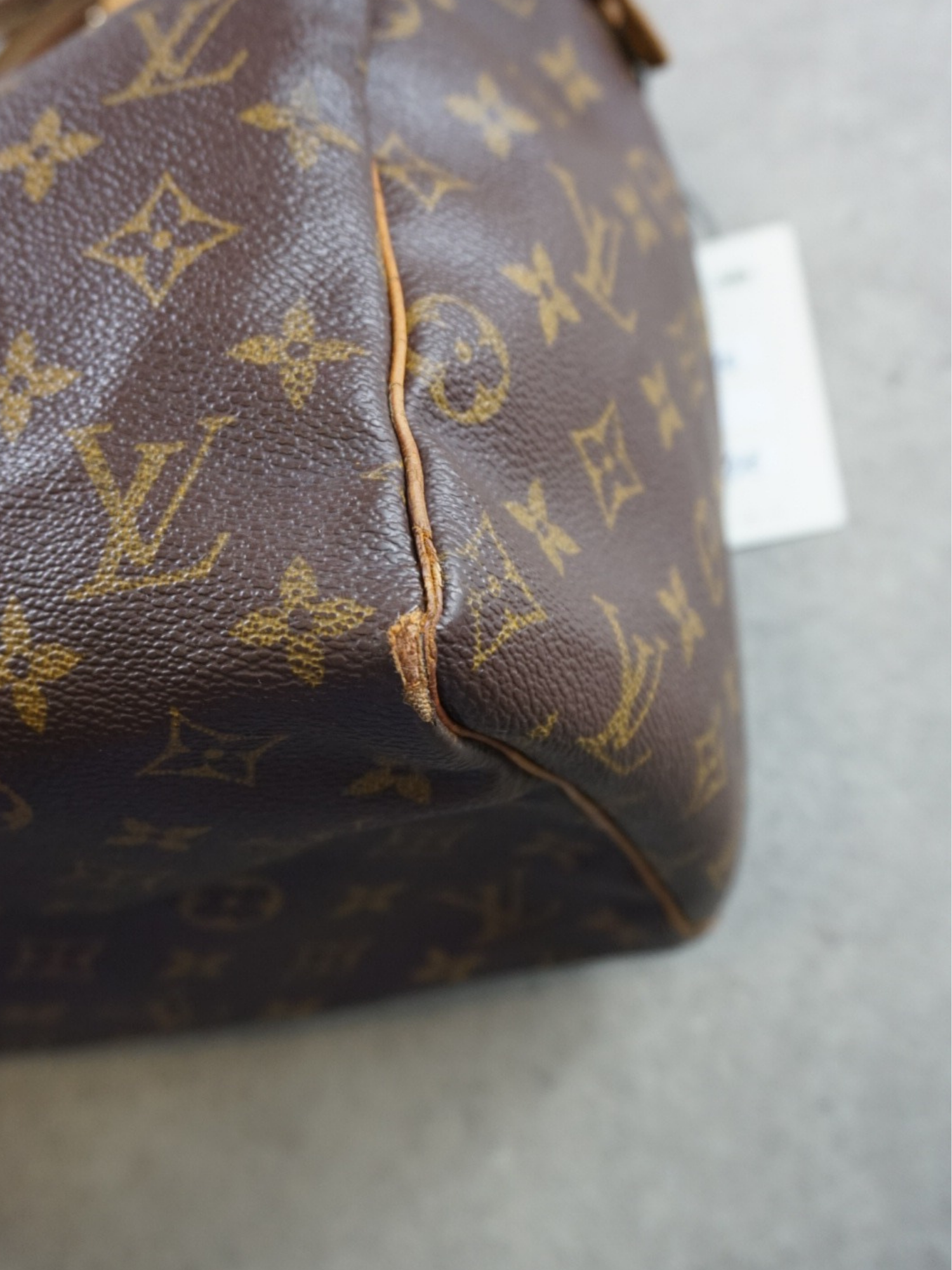 Louis Vuitton Speedy 30