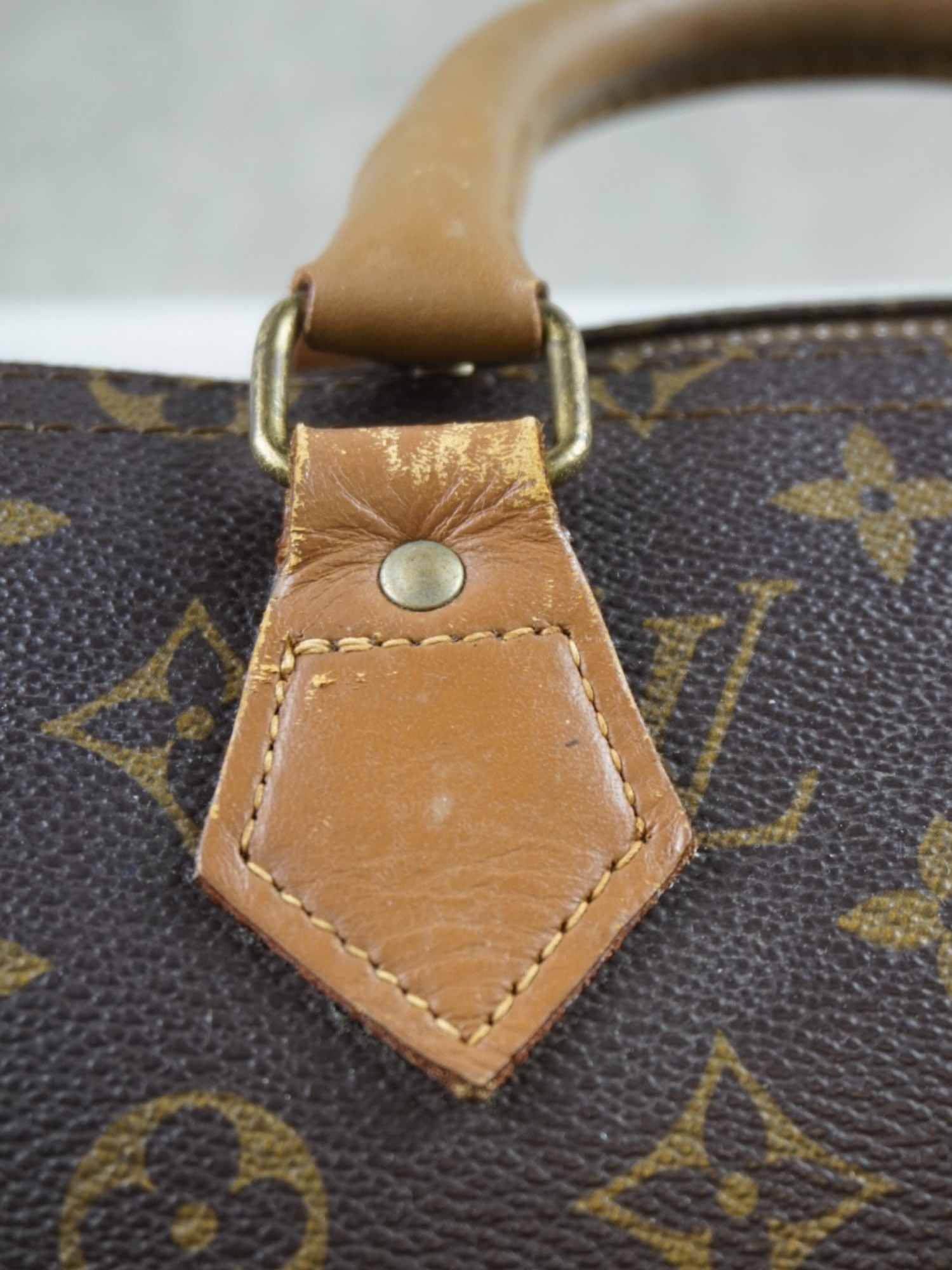 Louis Vuitton Speedy 30