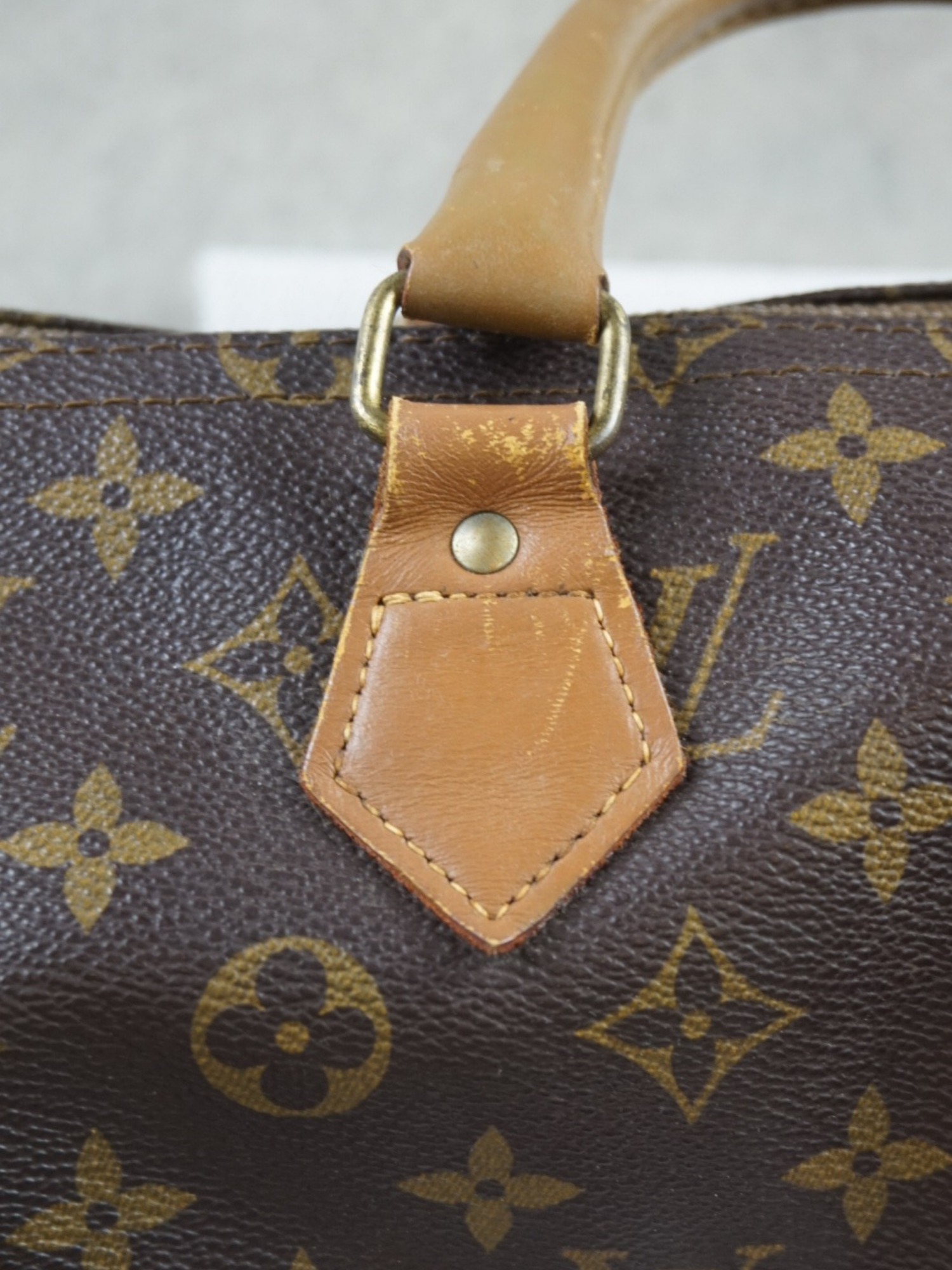 Louis Vuitton Speedy 30