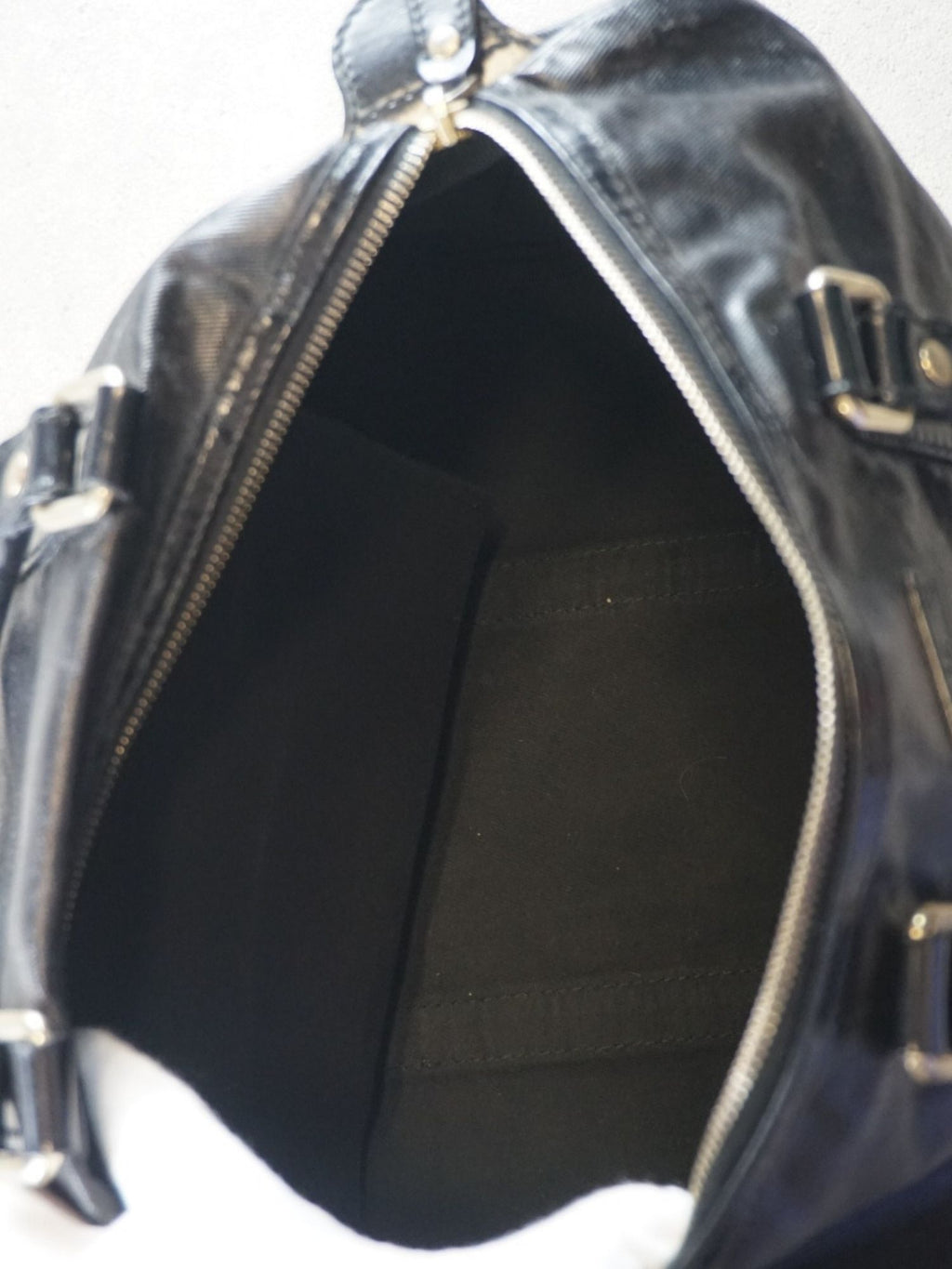 Sac Boston Gucci noir brillant