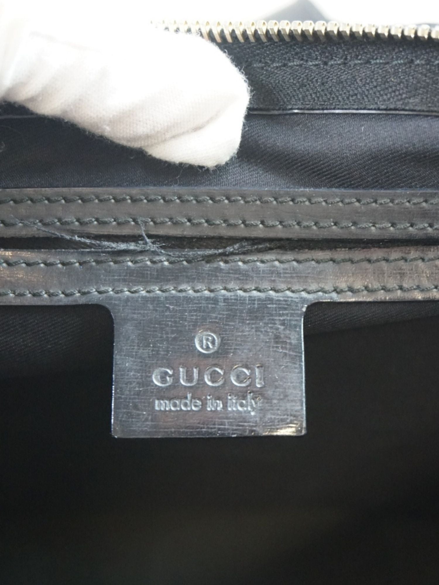 Sac Boston Gucci noir brillant