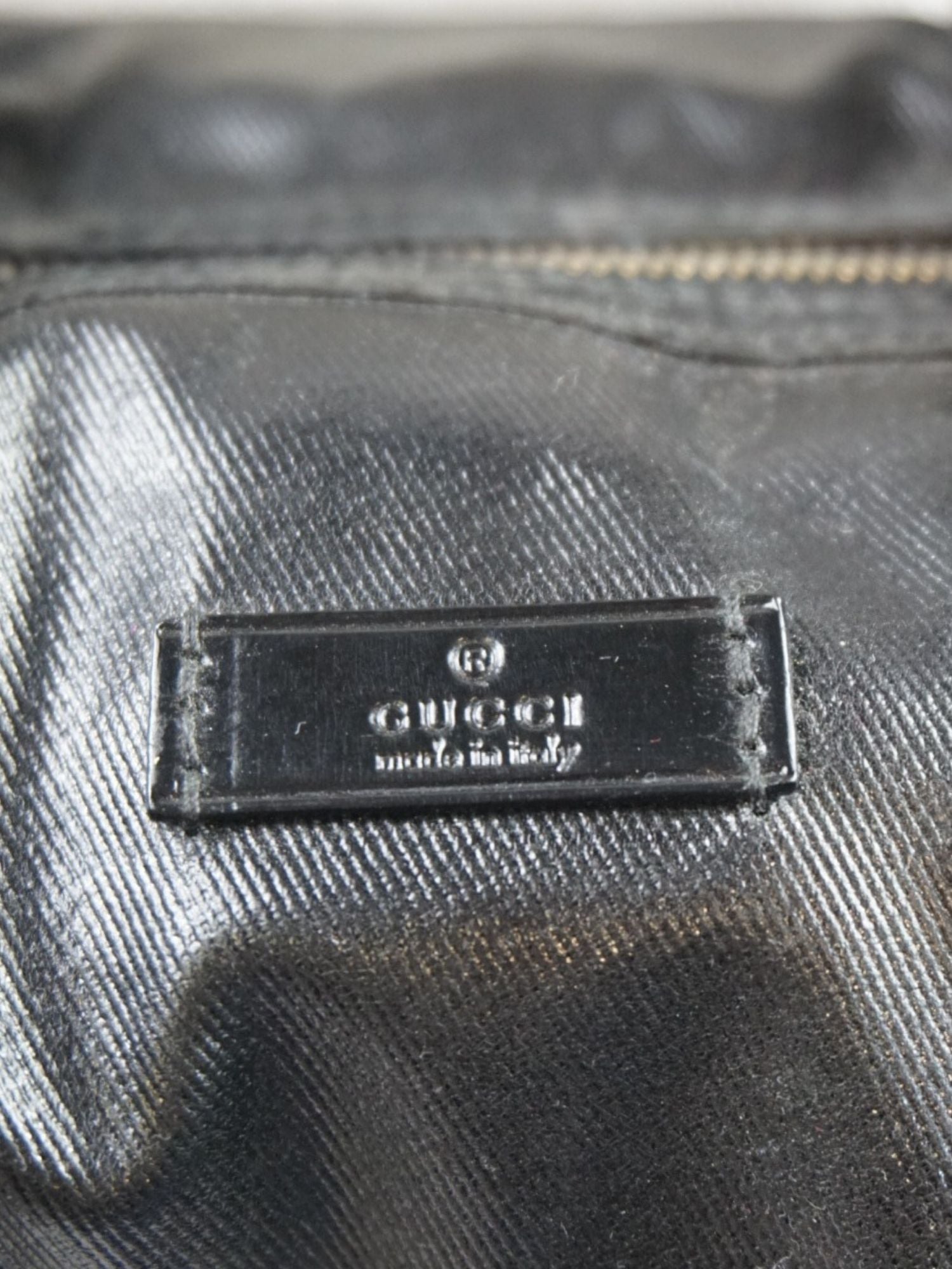 Sac Boston Gucci noir brillant