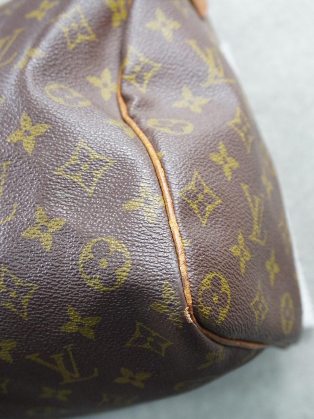 Louis Vuitton Speedy 35