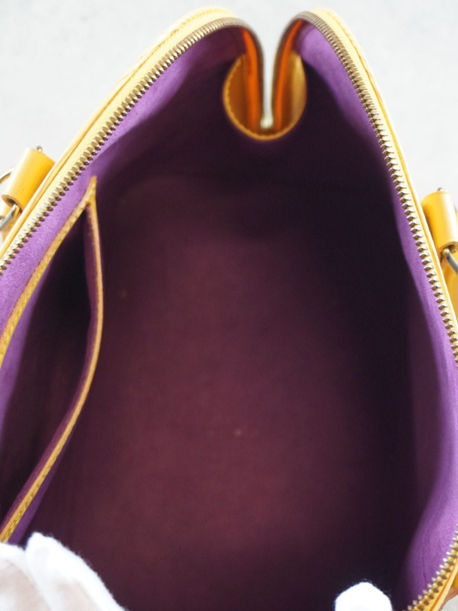 Louis Vuitton Alma Épi PM