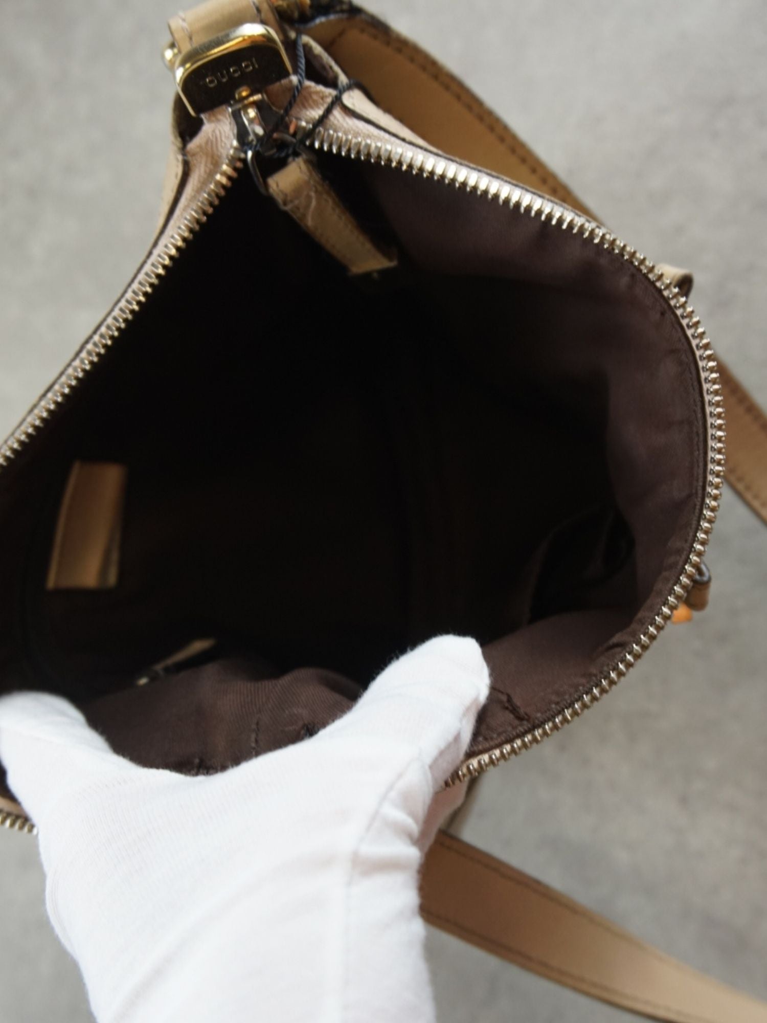 Sac à bandoulière Gucci monogramme