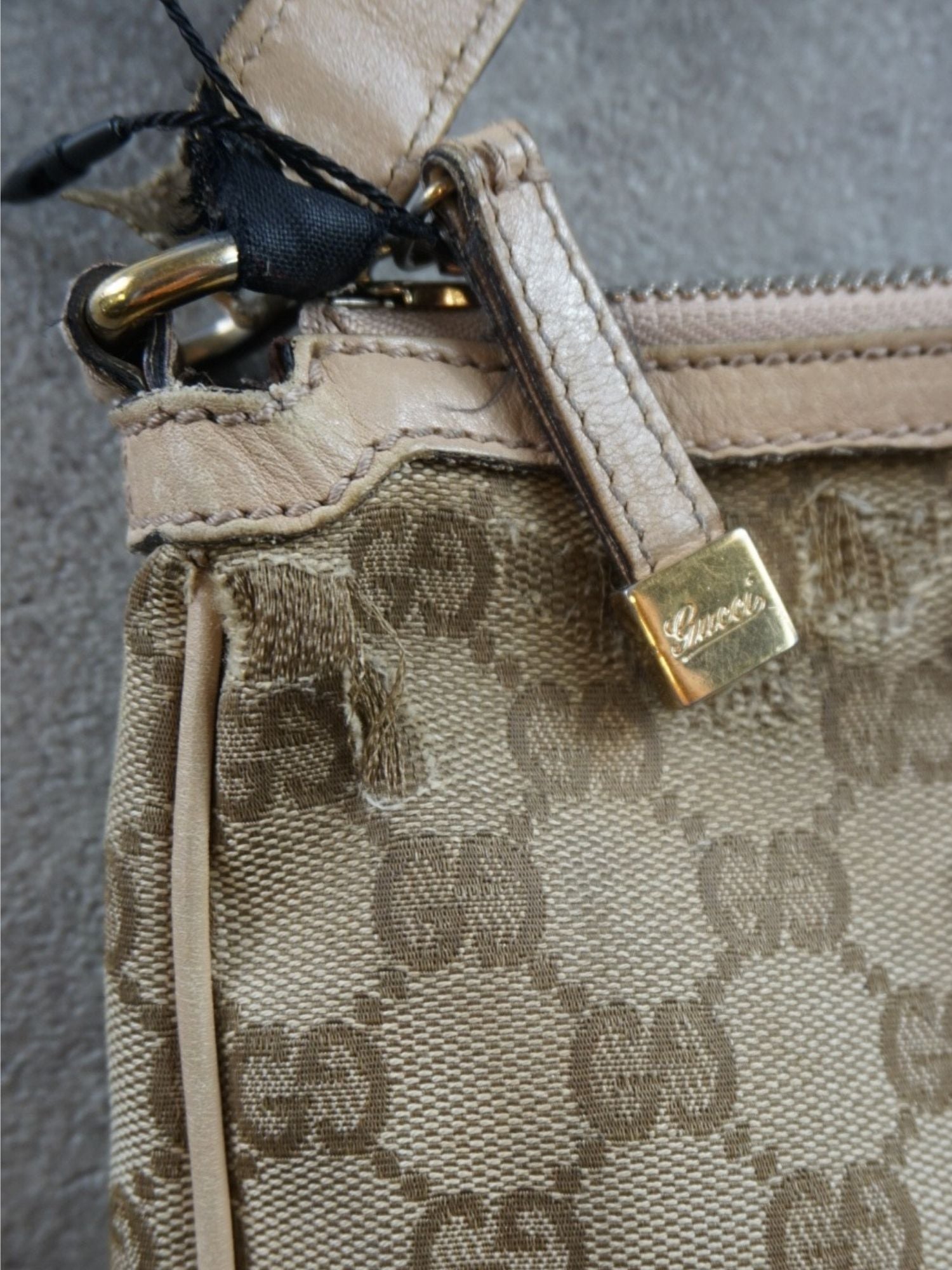 Sac à bandoulière Gucci monogramme