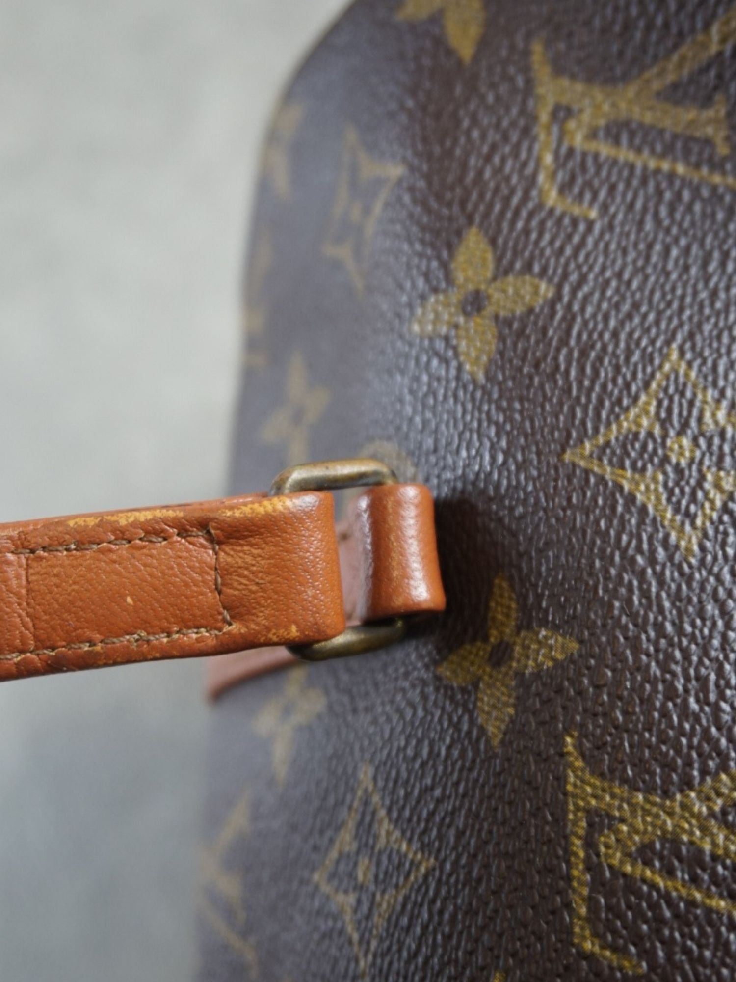 Sac Papillon monogramme Louis Vuitton