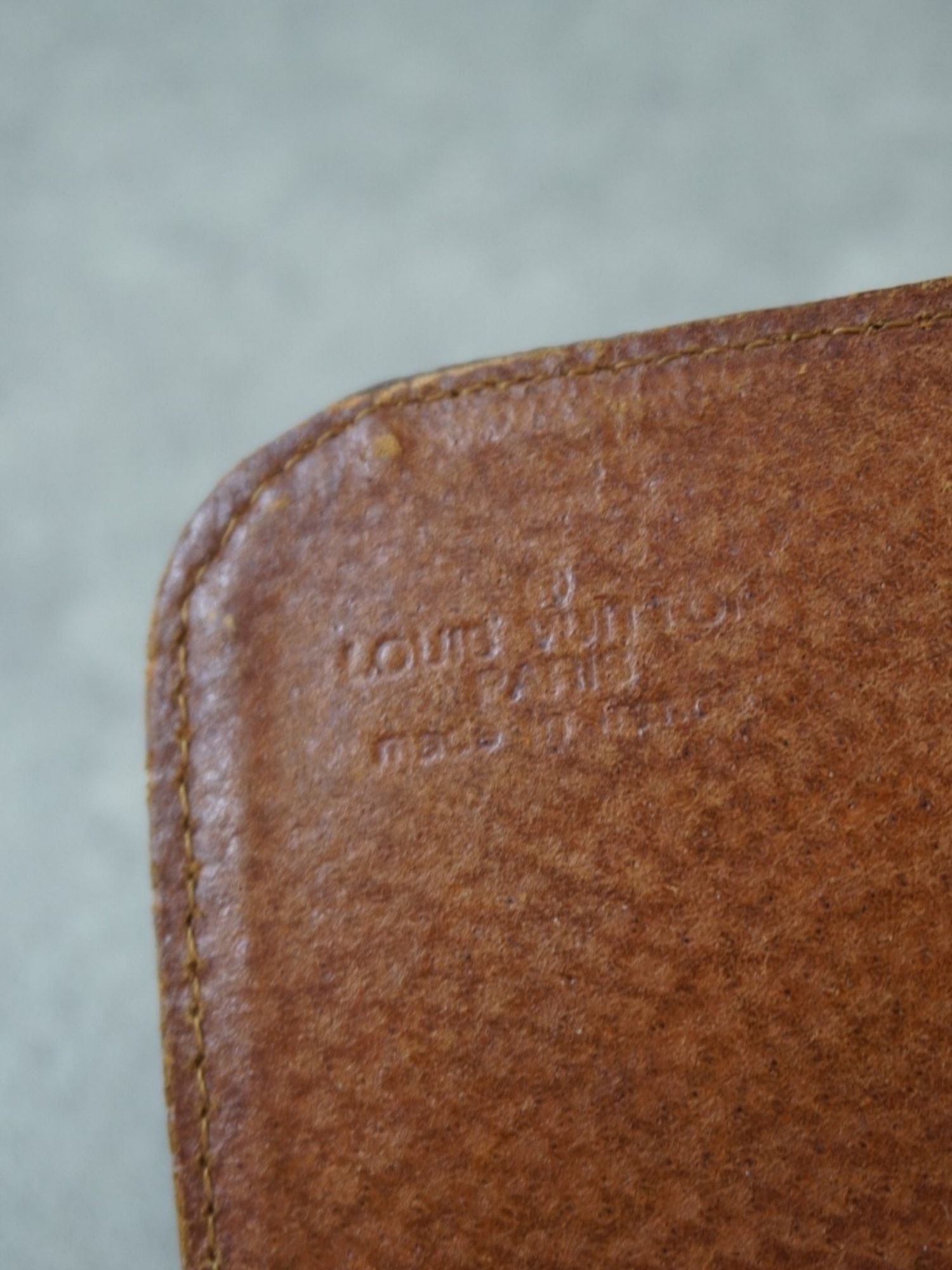 Cartouchière Louis Vuitton