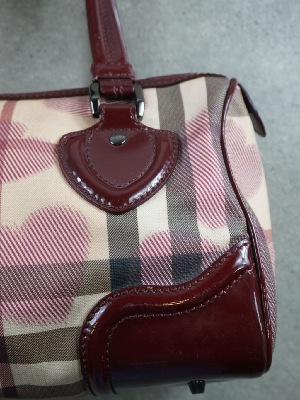 Sac Boston Burberry coeurs