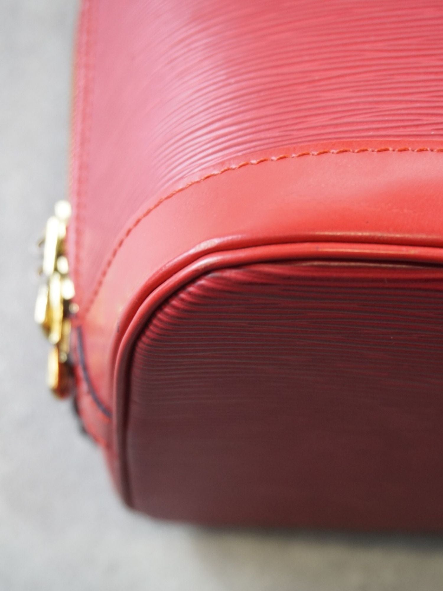 Louis Vuitton Alma PM