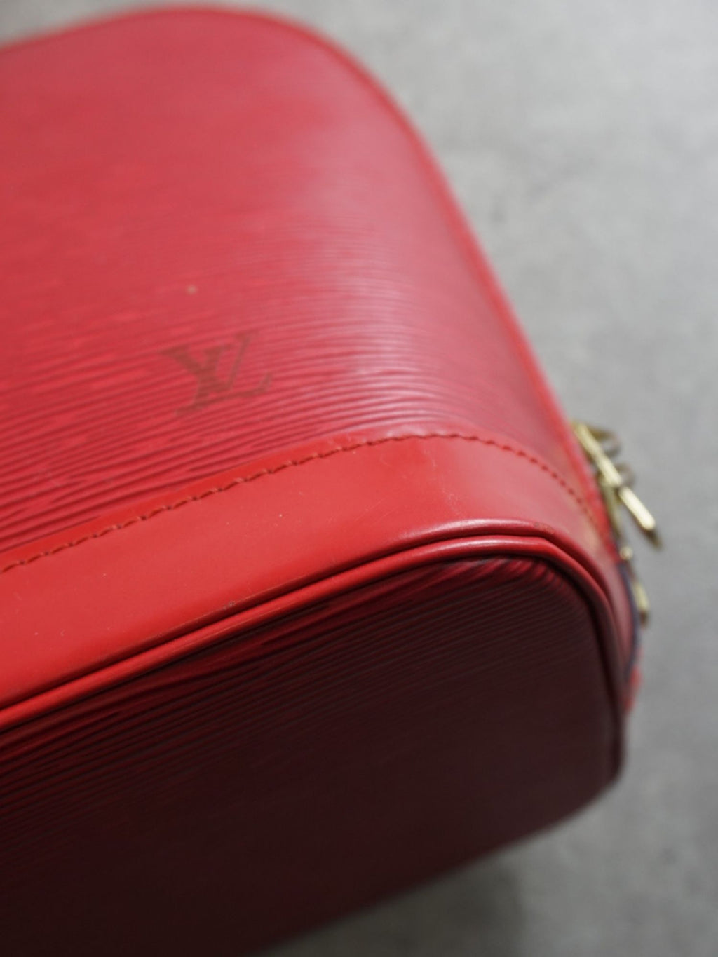 Louis Vuitton Alma PM