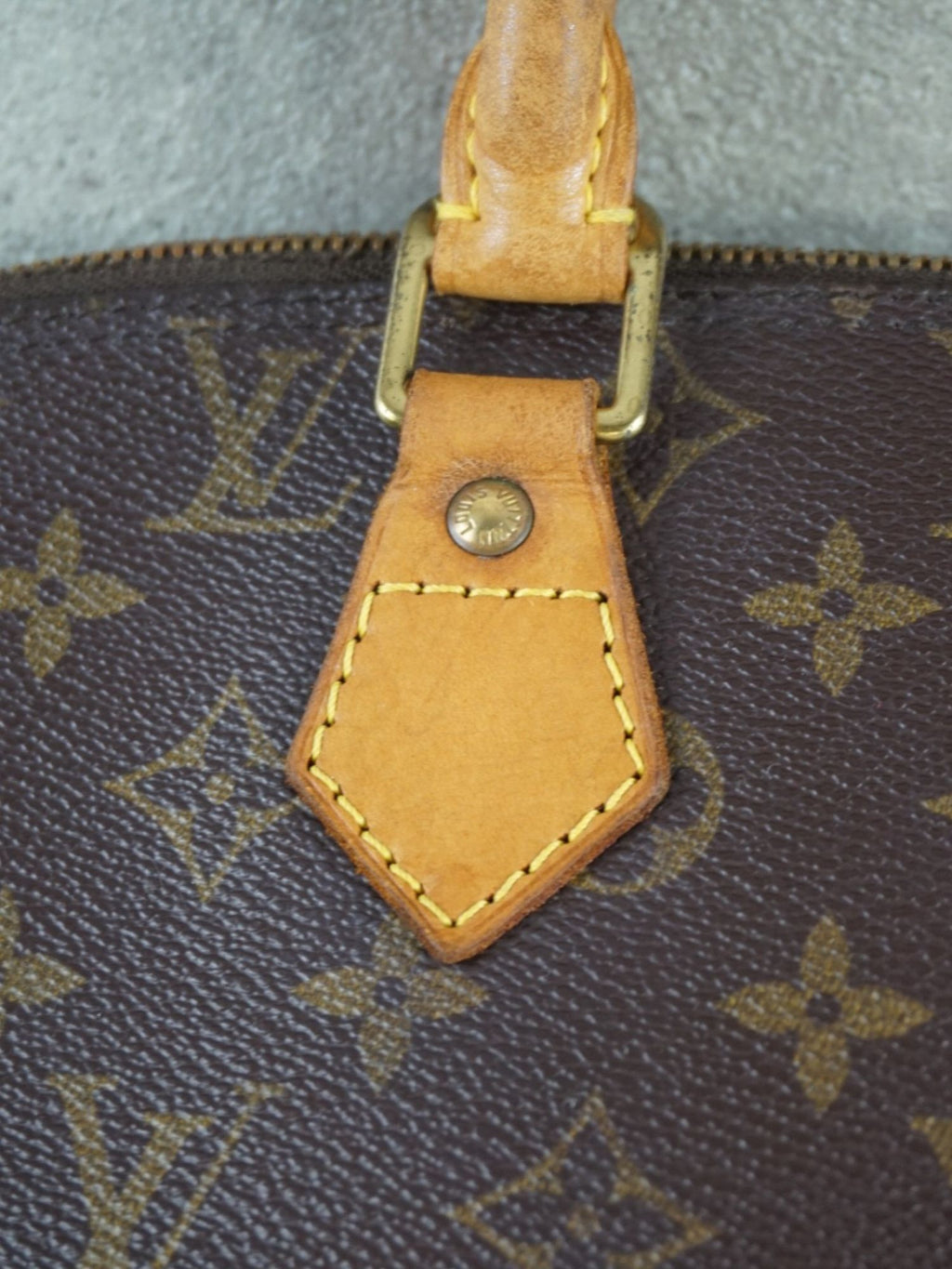 Louis Vuitton Alma PM