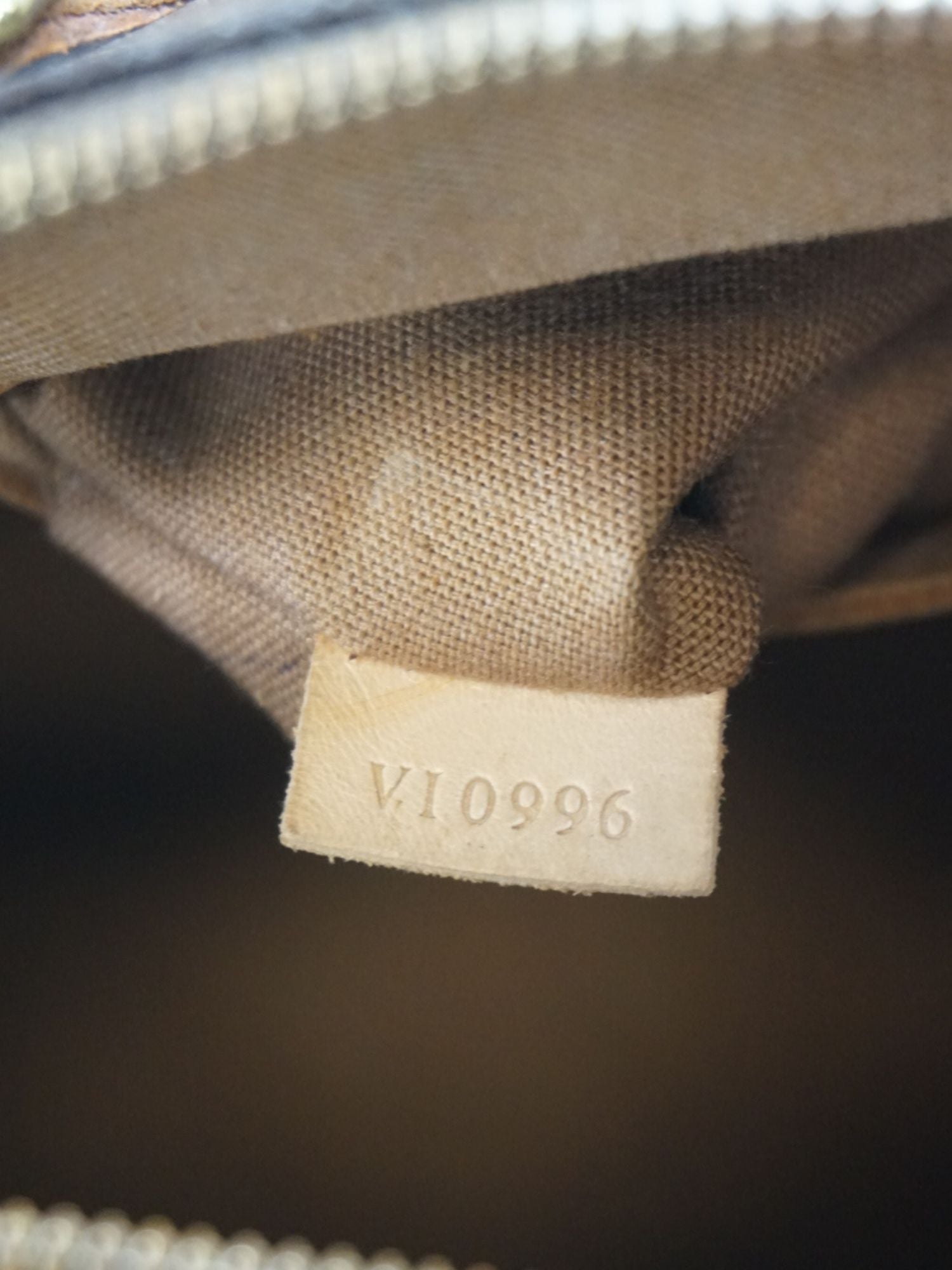 Louis Vuitton Alma PM