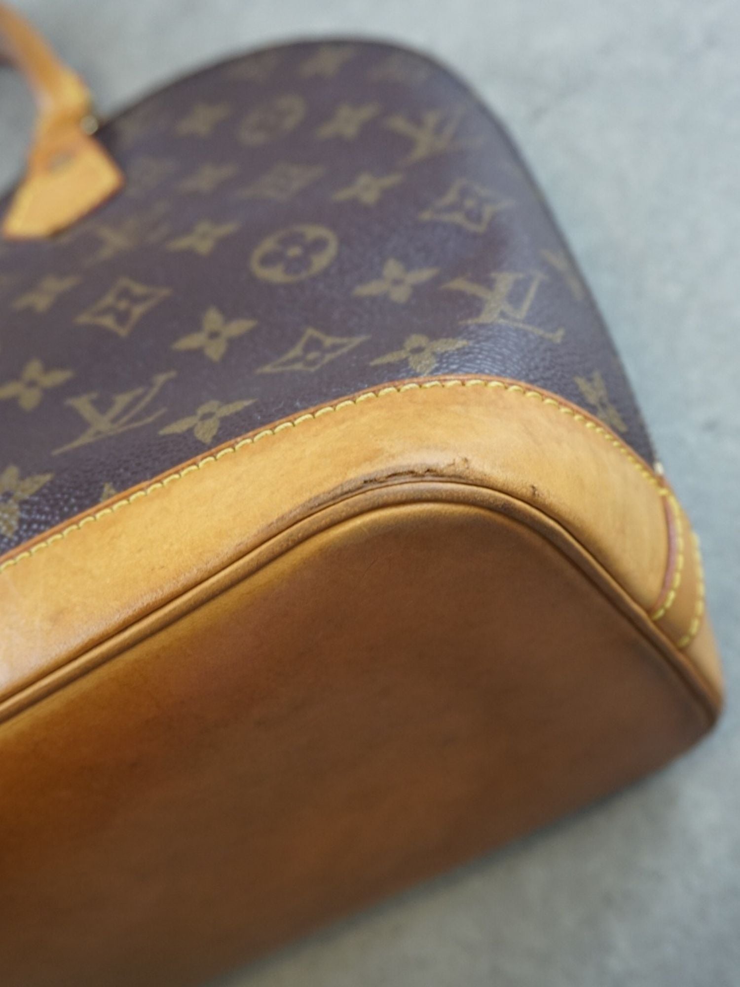Louis Vuitton Alma PM