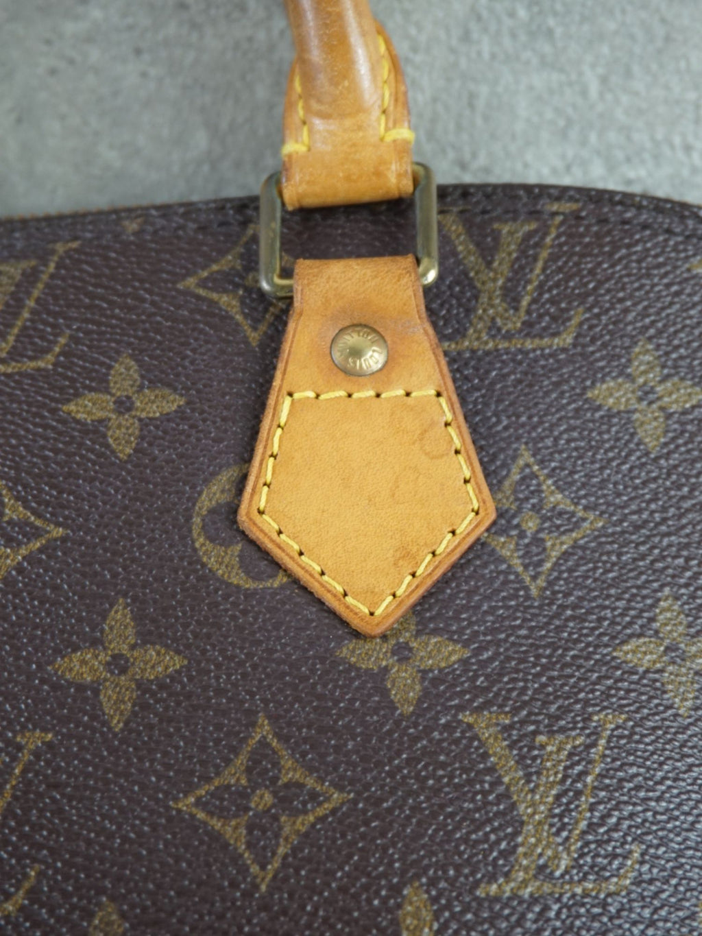 Louis Vuitton Alma PM