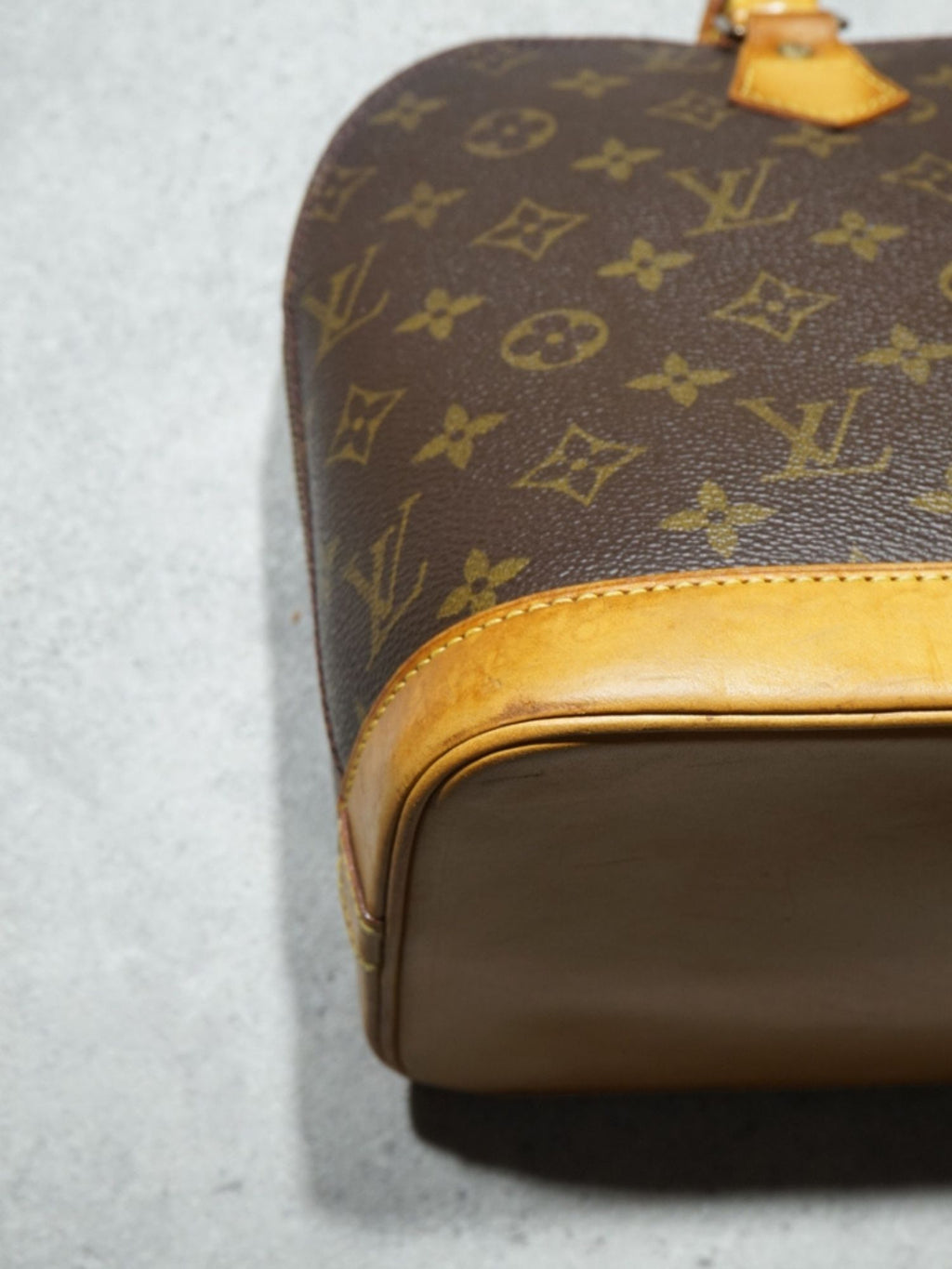 Sac Alma PM monogramme Louis Vuitton