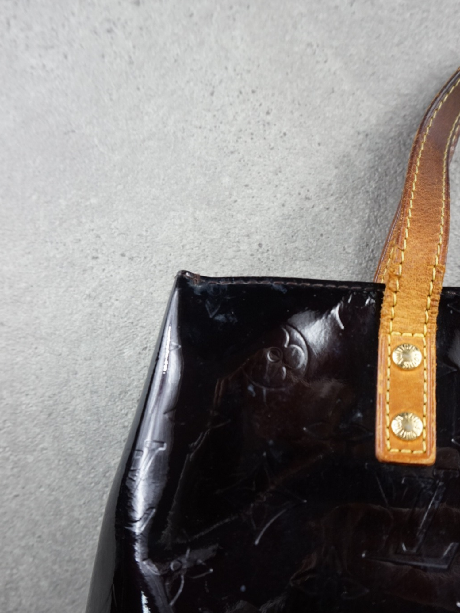 Louis Vuitton Reade PM